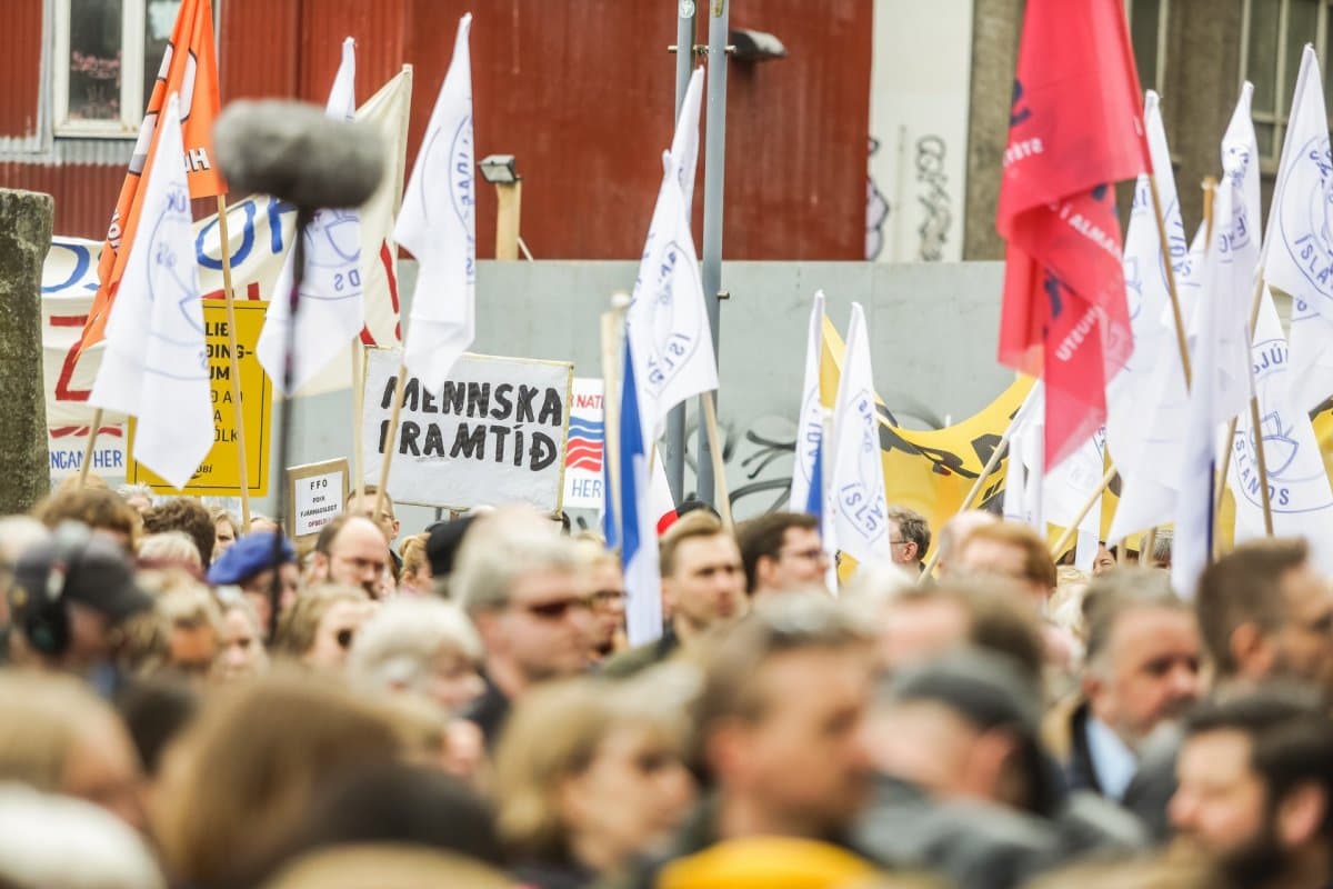 Kjarasamningur samþykktur